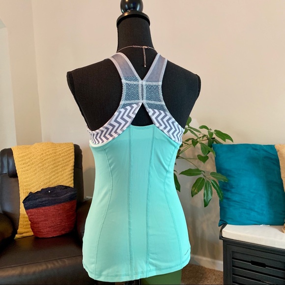 REEBOK RUNNING PLAY-DRY TANK - Picture 2 of 3